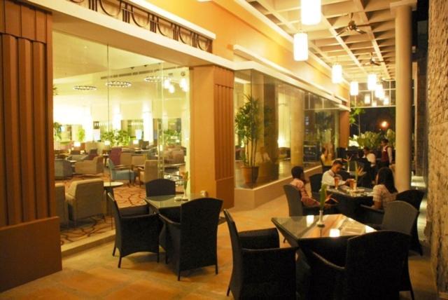 Nilai Springs Resort Hotel מראה חיצוני תמונה