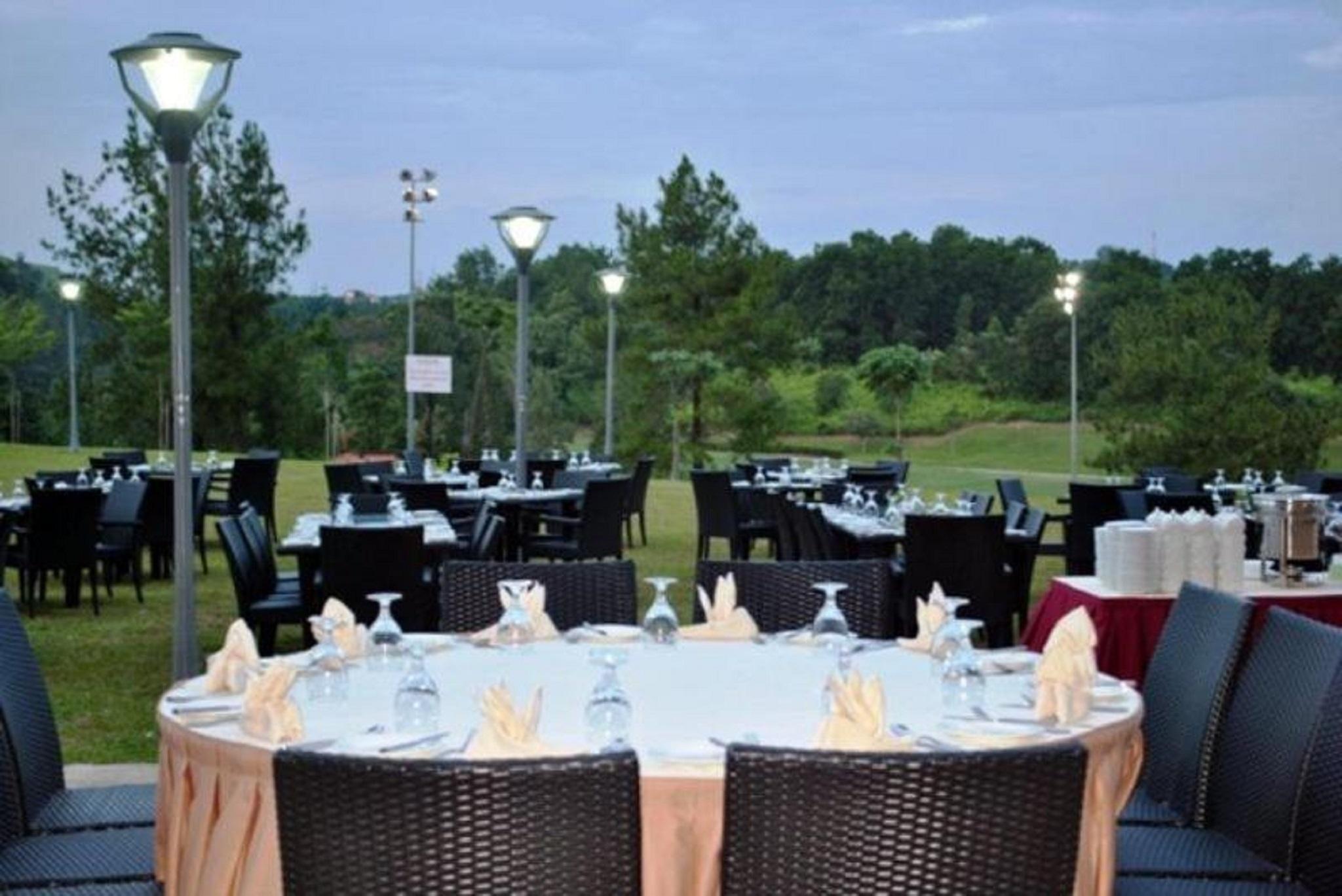 Nilai Springs Resort Hotel מראה חיצוני תמונה