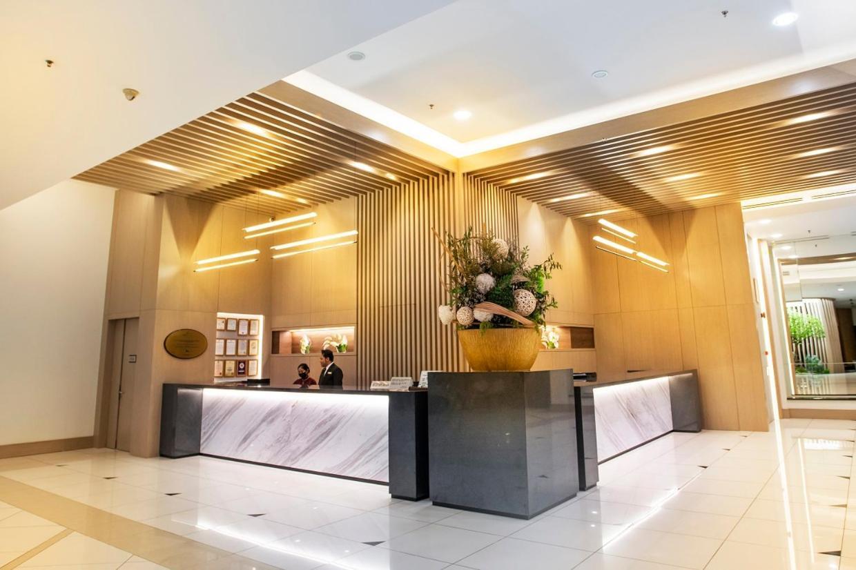 Nilai Springs Resort Hotel מראה חיצוני תמונה